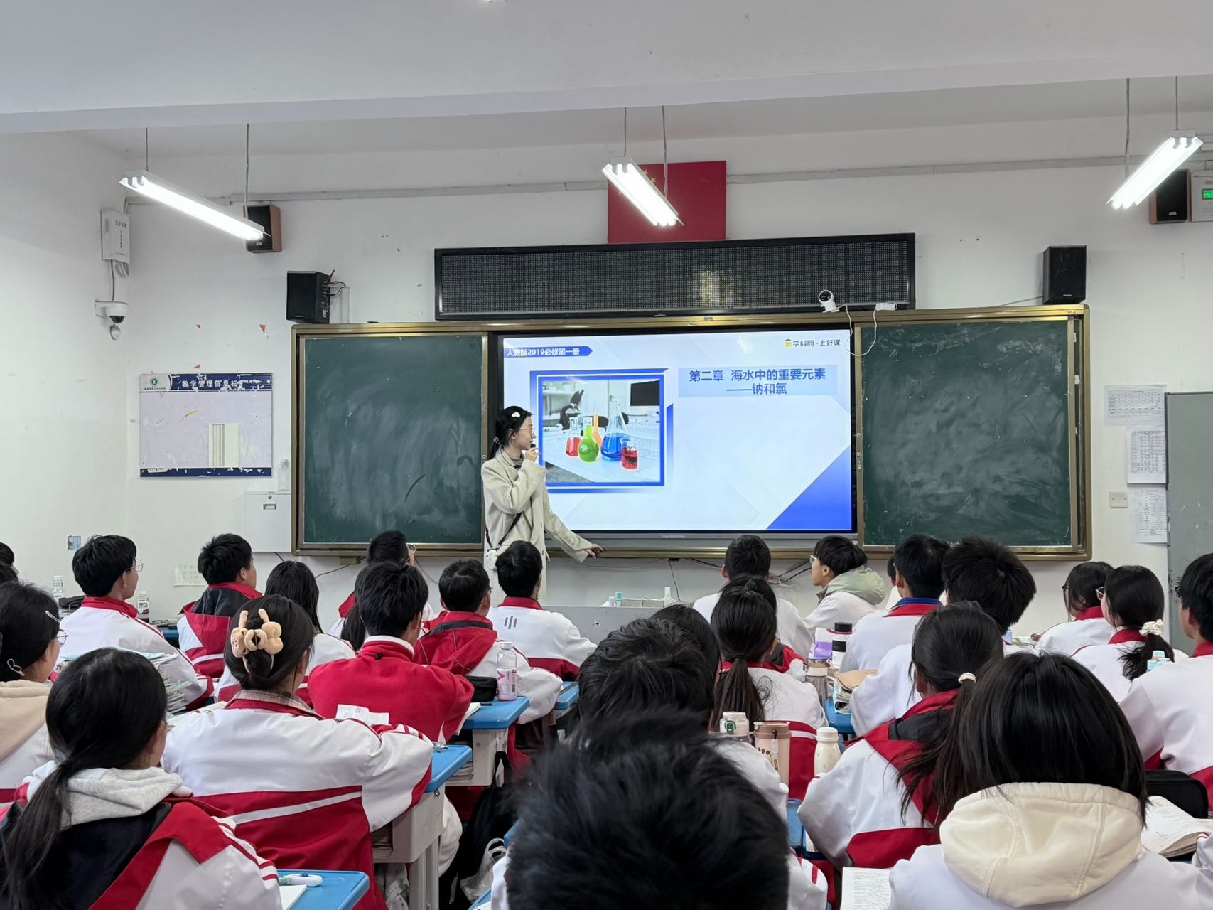 1764565306170451.jpg 1764565306170451.jpg