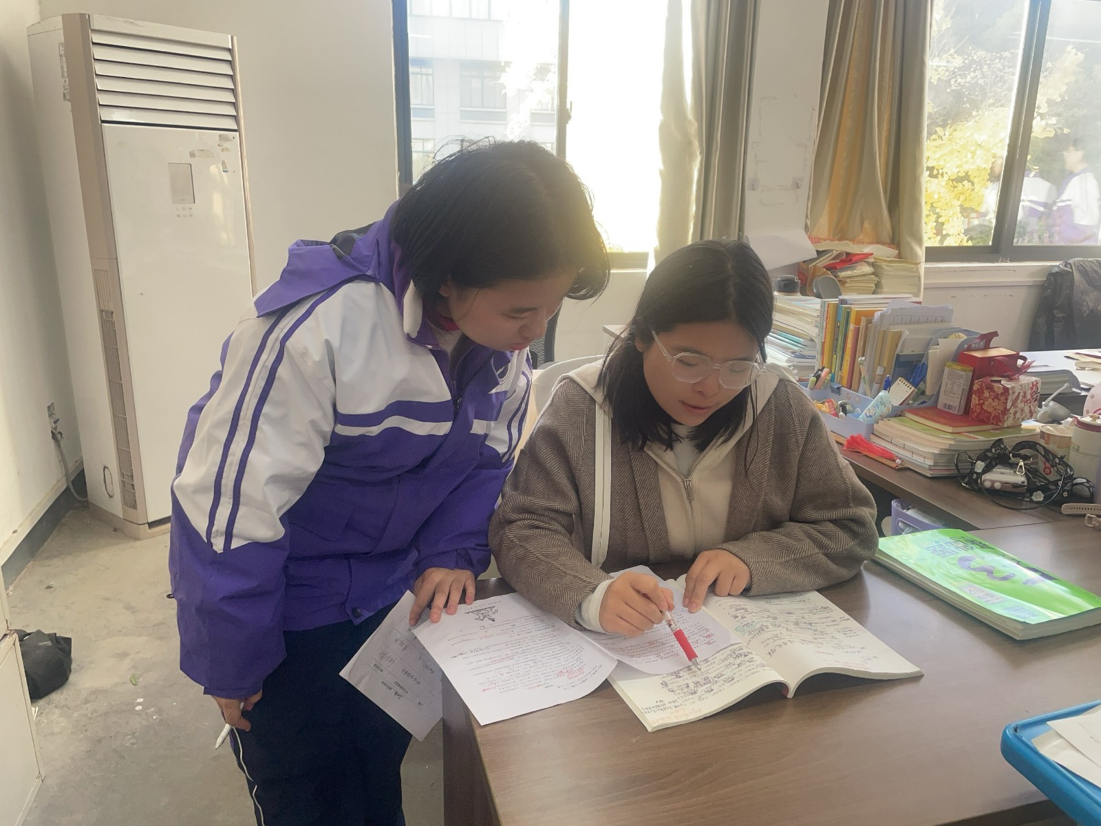 1764723521714690.jpg 1764723521714690.jpg