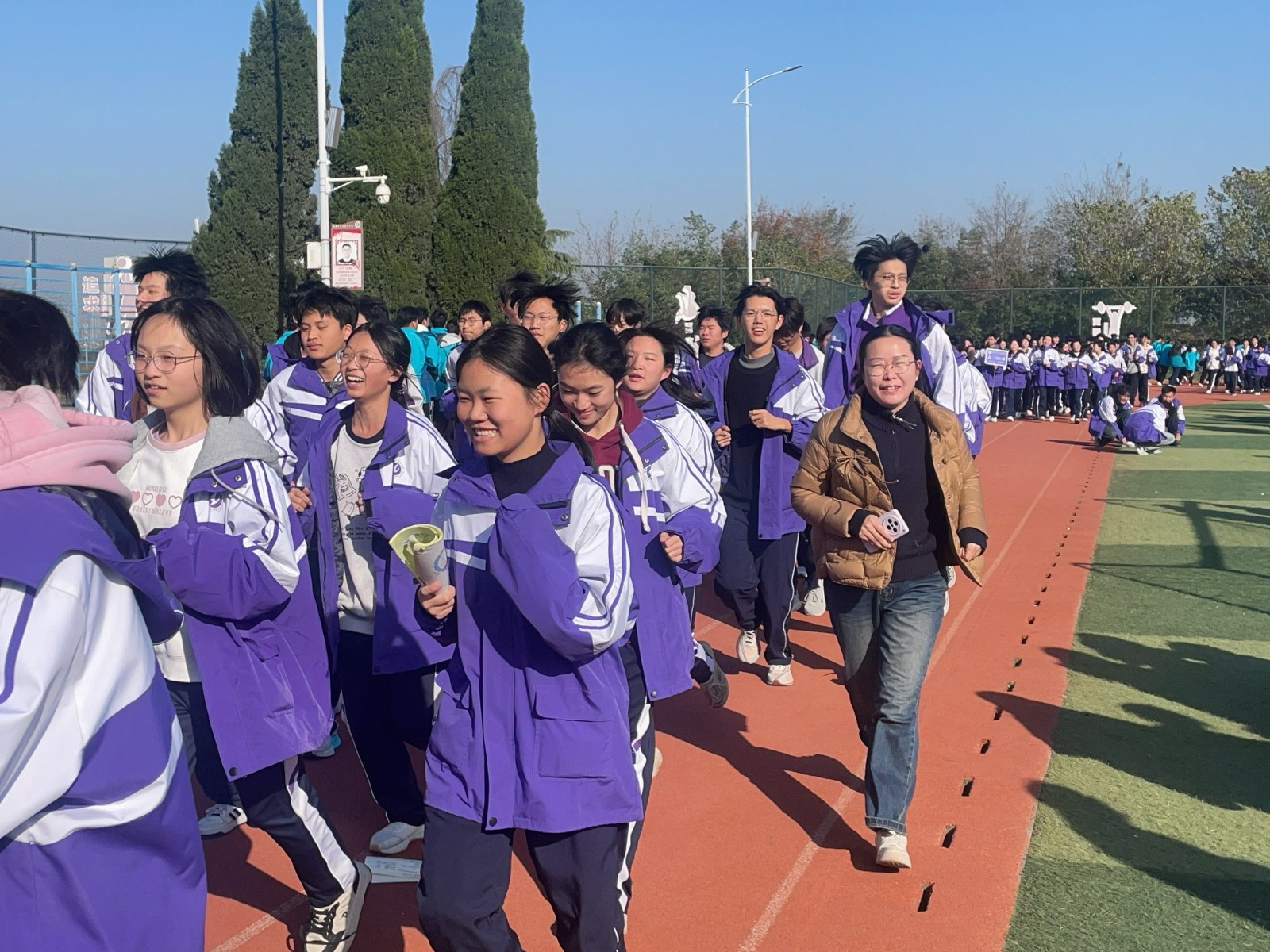 1764723525339723.jpg 1764723525339723.jpg