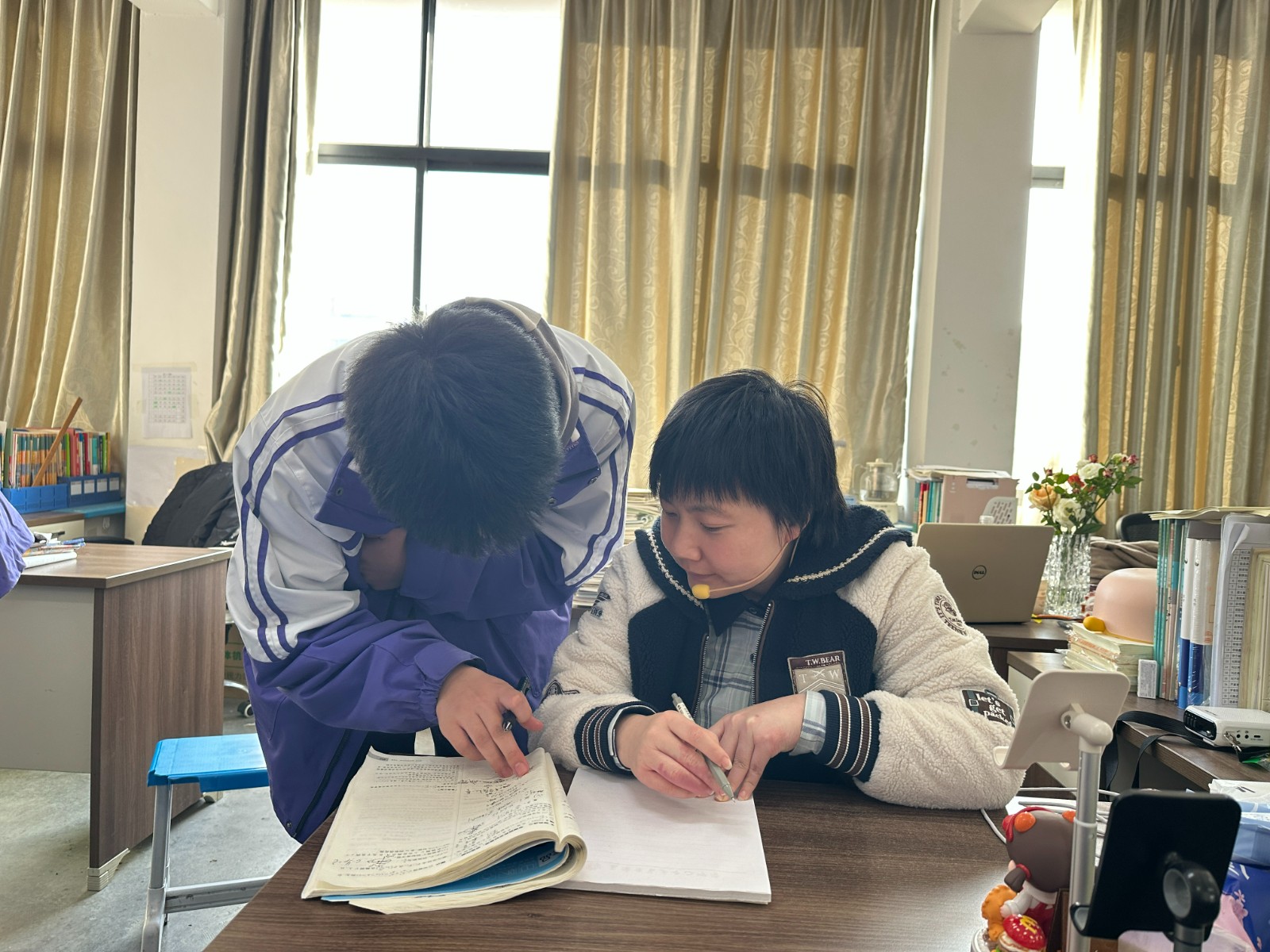 1764723526590994.jpg 1764723526590994.jpg