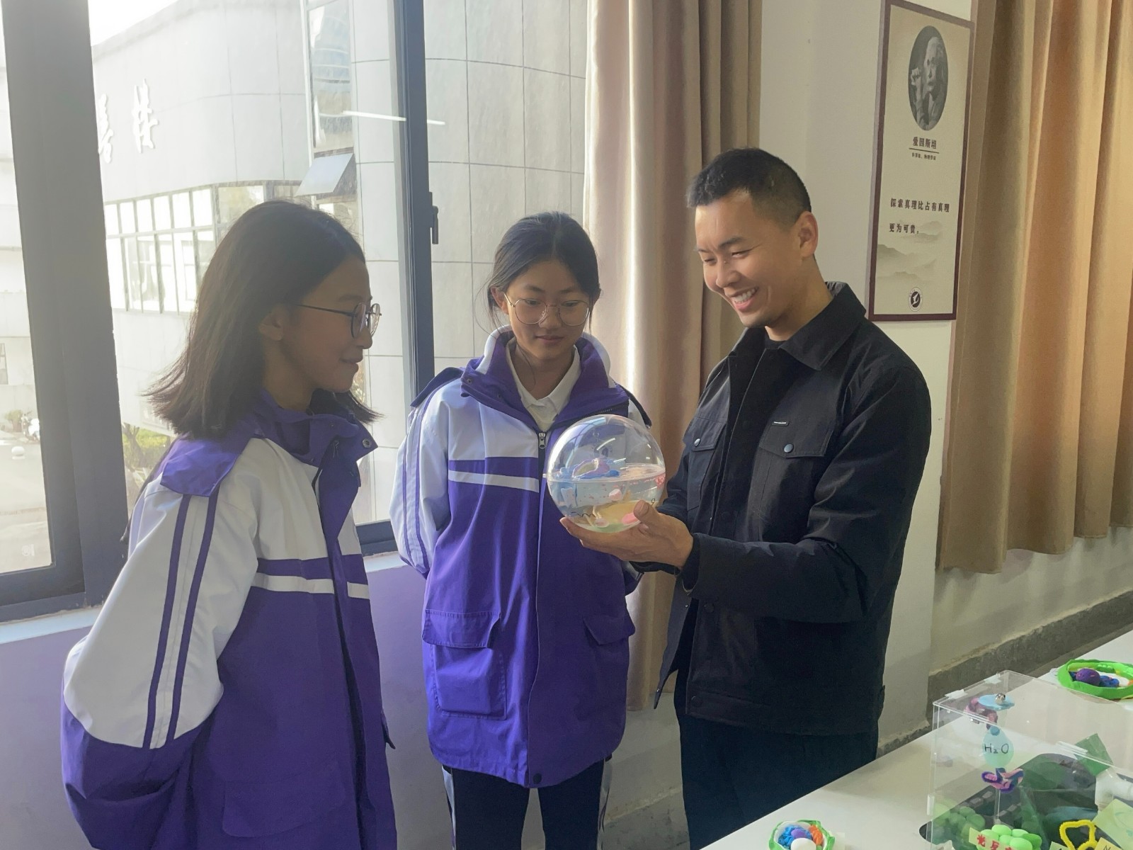 1764725340267238.jpg 1764725340267238.jpg