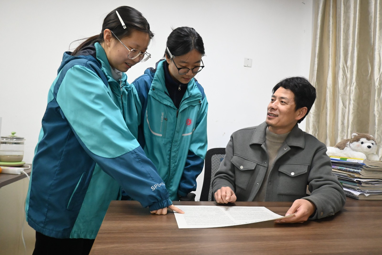 1764834057216004.jpg 1764834057216004.jpg