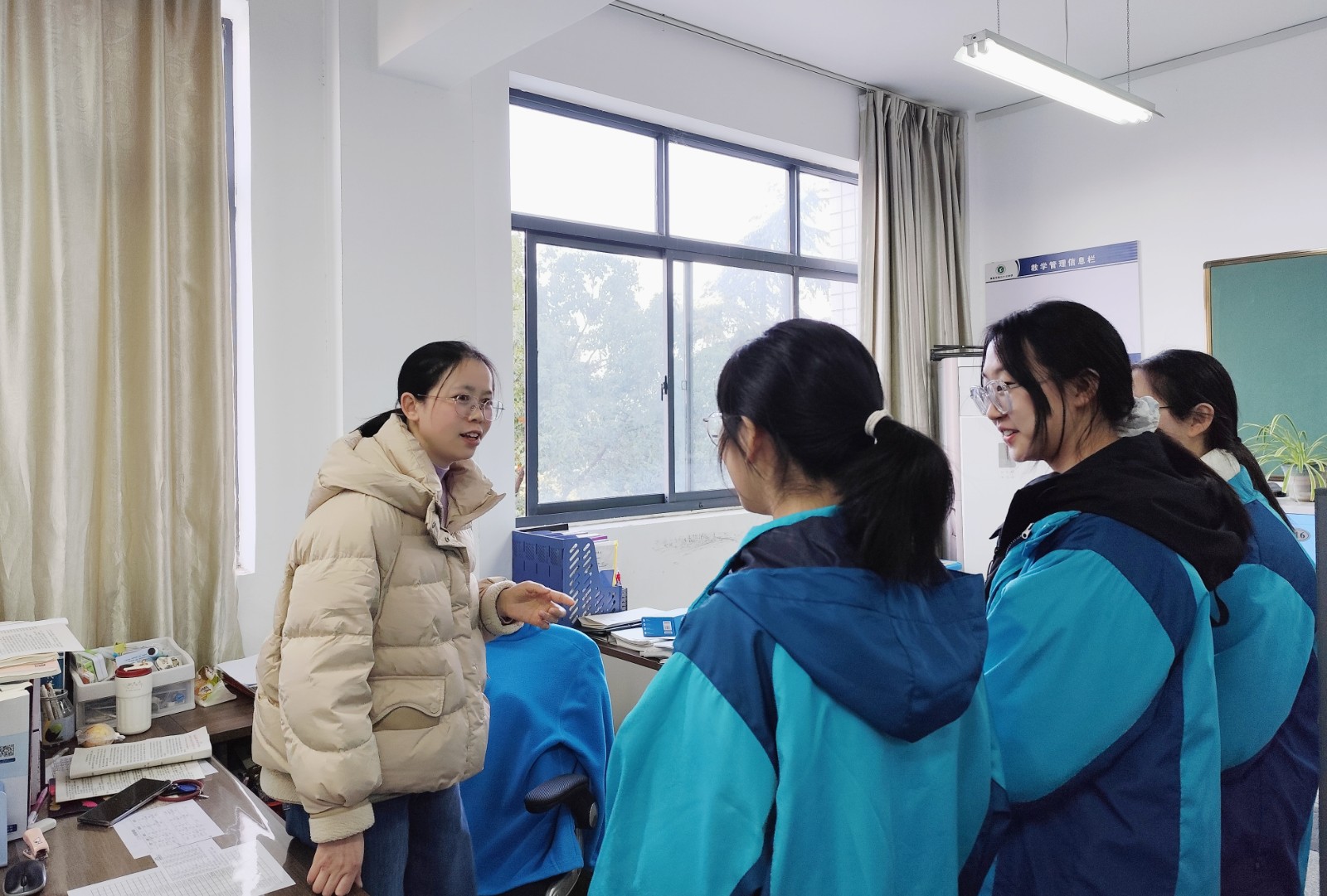 1764834058434768.jpg 1764834058434768.jpg