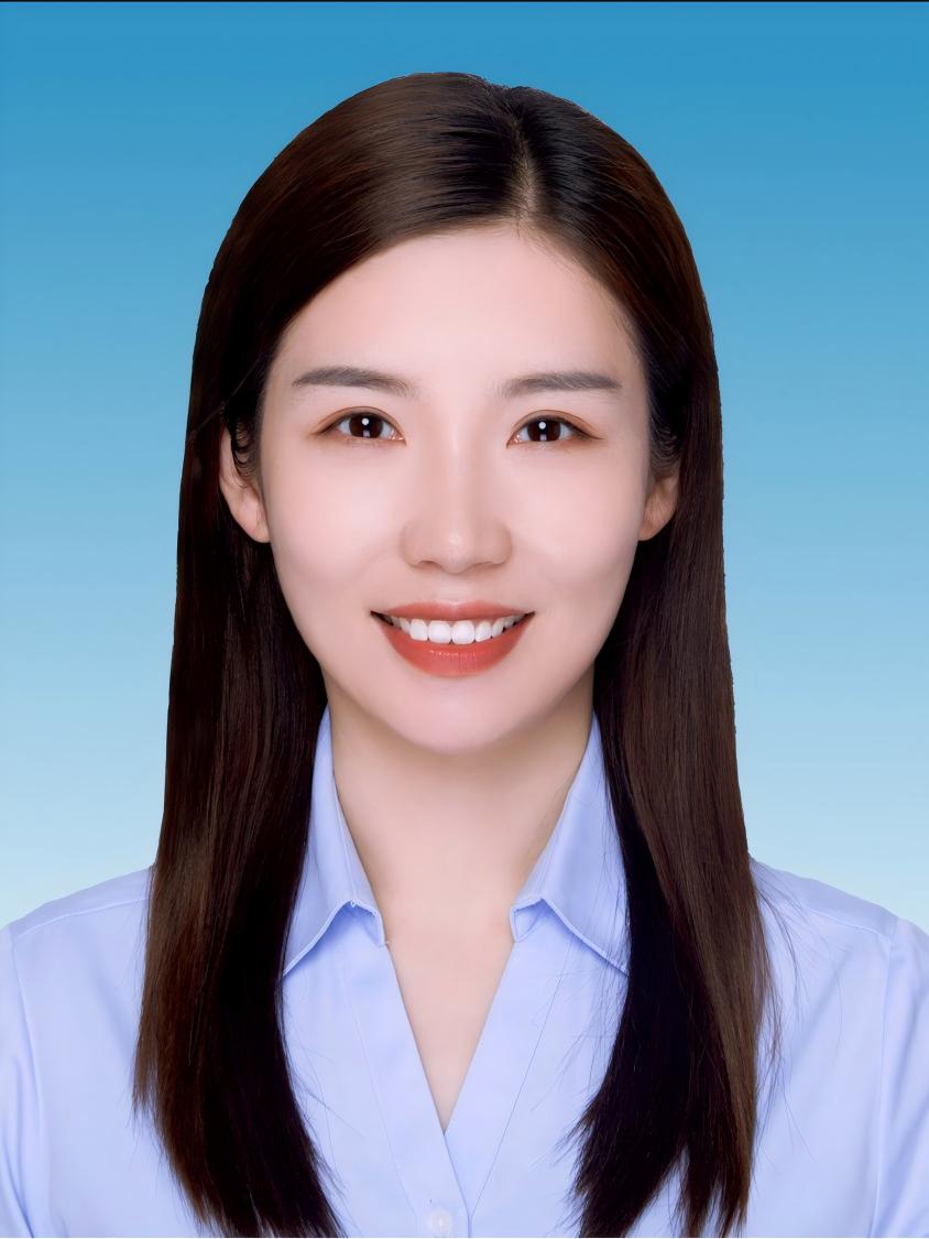 襄阳市第三十六中学党委委员、副校长薛晶晶(1).jpg